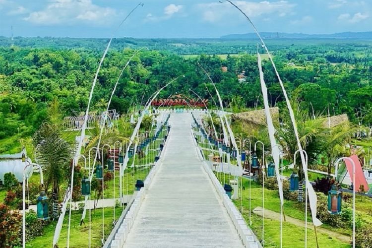 Pagi-Pagi di Cilacap: Dion Trevel, Teman Wisata yang Tak Pernah Mengecewakan
